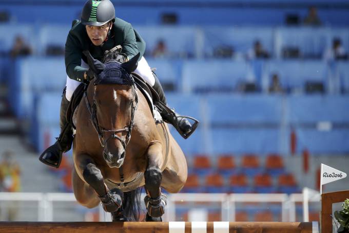 Cavaleiro brasileiro é eliminado dos Jogos Olímpicos Rio 2016 por ferir cavalo
