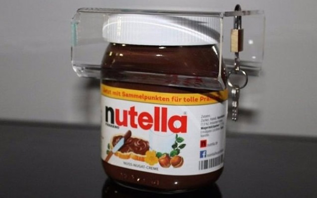 Homem cria ‘cadeado’ para trancar frasco de Nutella e produto esgota em dois dias